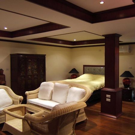 ปริ้นซ์ เอดูอาร์ อพาร์ตเมนต์ แอนด์ รีสอร์ต  Aparthotel Patong ภายนอก รูปภาพ