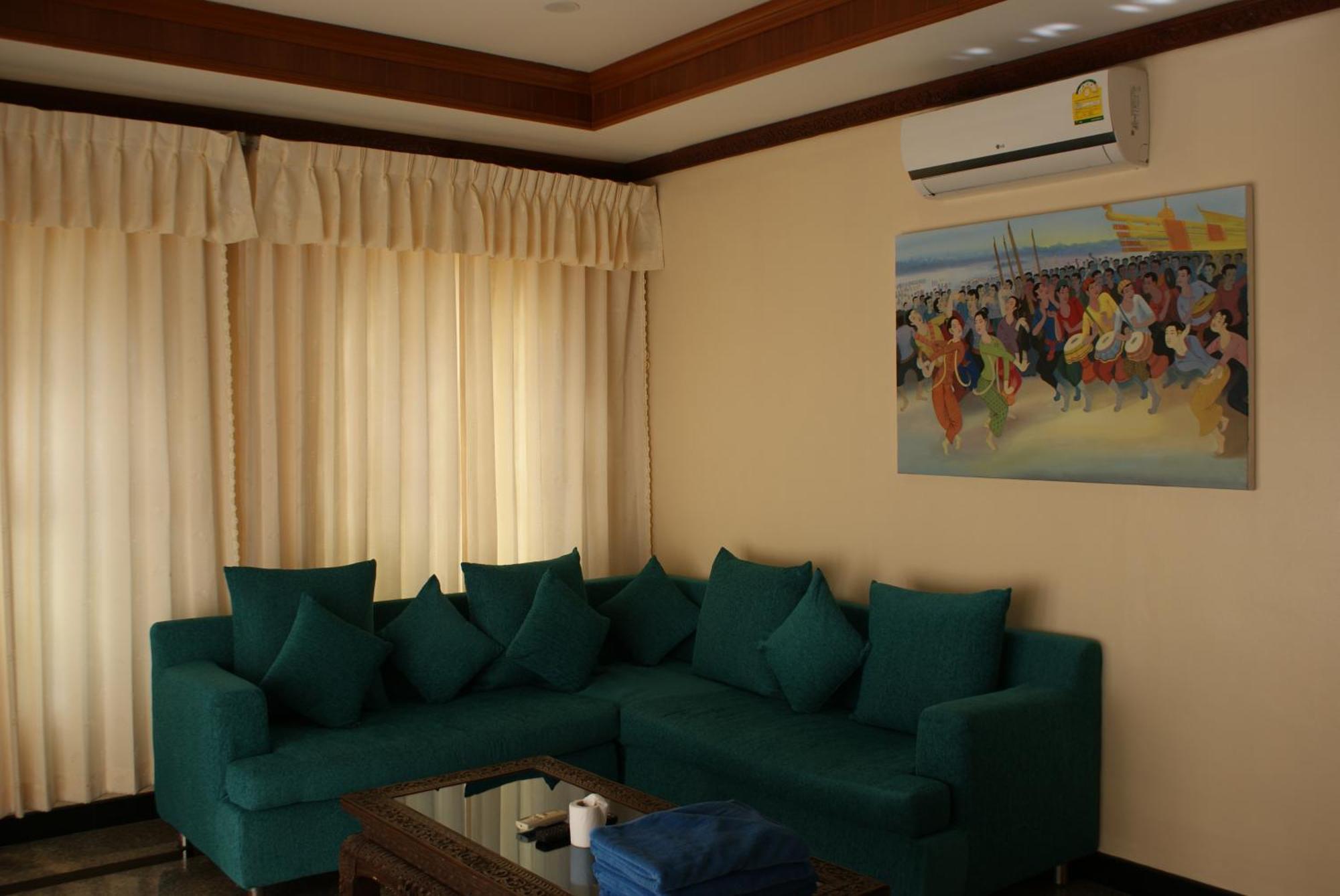 ปริ้นซ์ เอดูอาร์ อพาร์ตเมนต์ แอนด์ รีสอร์ต  Aparthotel Patong ภายนอก รูปภาพ
