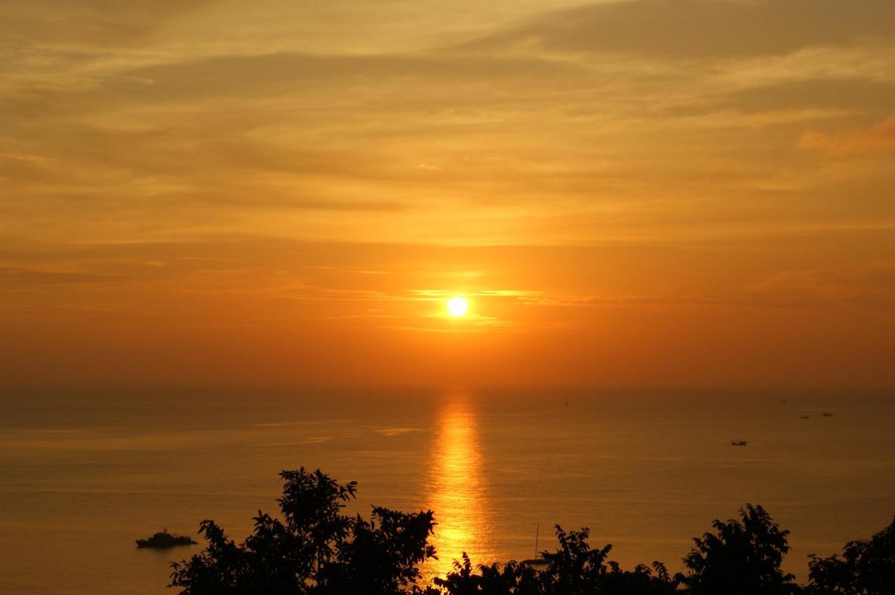 ปริ้นซ์ เอดูอาร์ อพาร์ตเมนต์ แอนด์ รีสอร์ต  Aparthotel Patong ภายนอก รูปภาพ